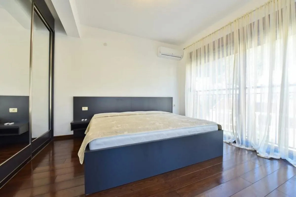 Sale, three bedroom apartment, 152m², Petrovac, Budva