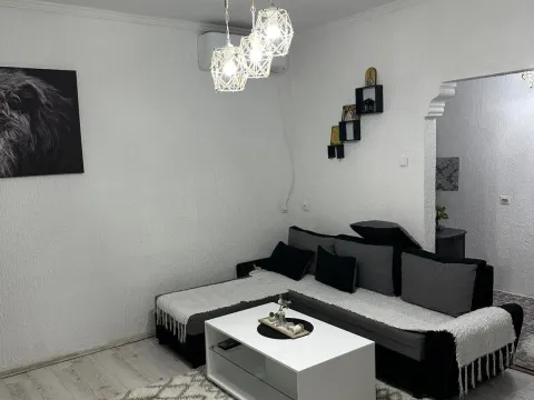 Izdavanje, kuća, 85m², Zagorič, Podgorica - image 3