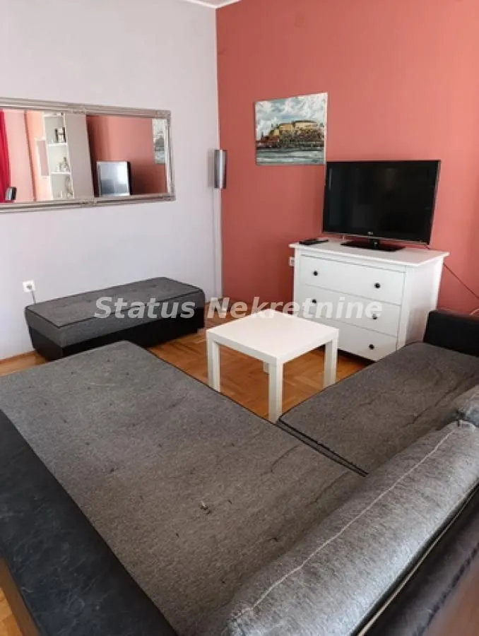 Izdavanje, trosoban stan, 65m², Grbavica, Novi Sad Sve Podlokacije