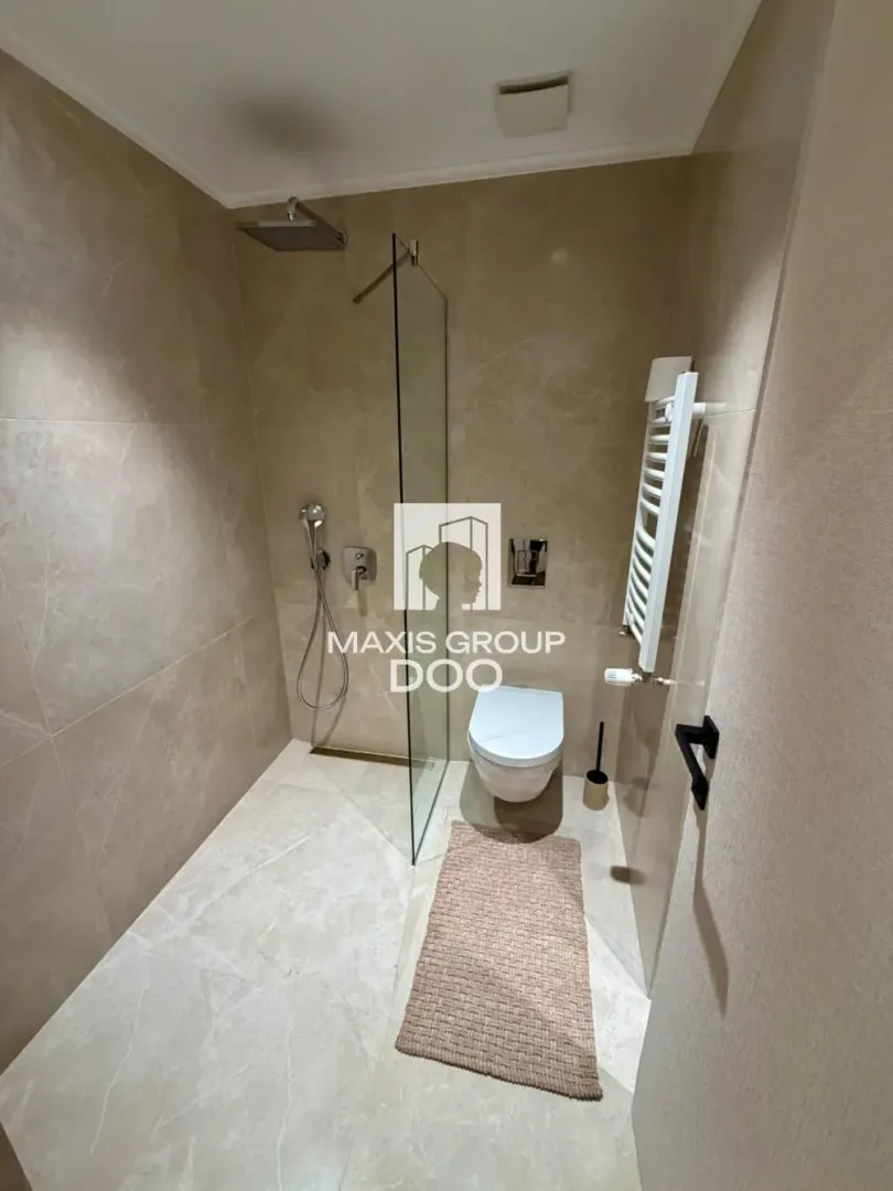 Sale, three bedroom apartment, 82m², Savski Venac, Beograd