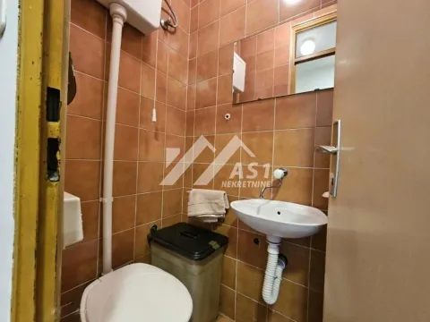 Izdavanje, trosoban stan, 84m², Nova Detelinara, Novi Sad Sve Podlokacije - image 8