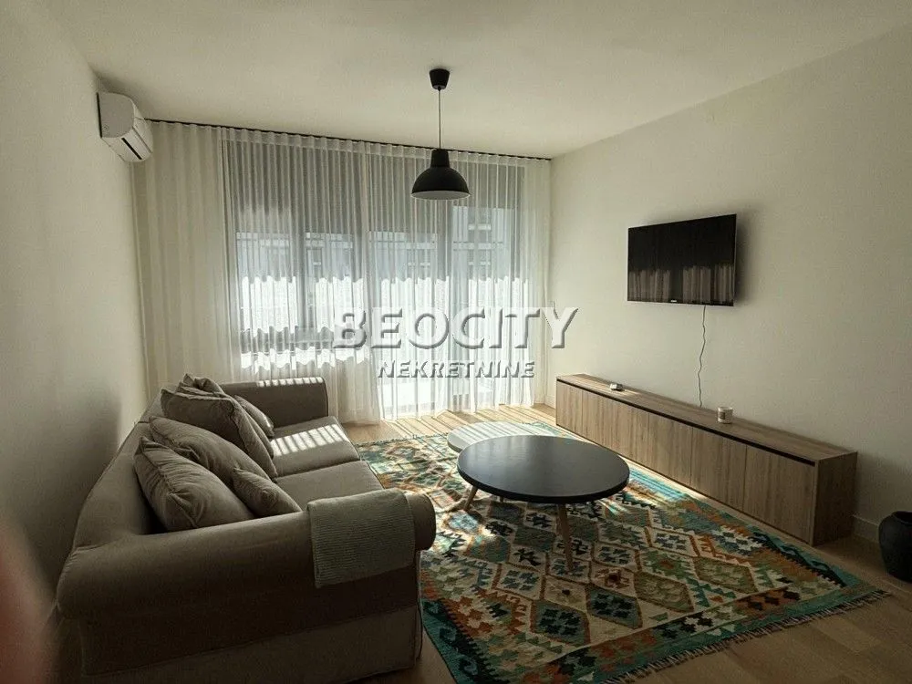 Izdavanje, trosoban stan, 86m², Beograd Na Vodi, Beograd
