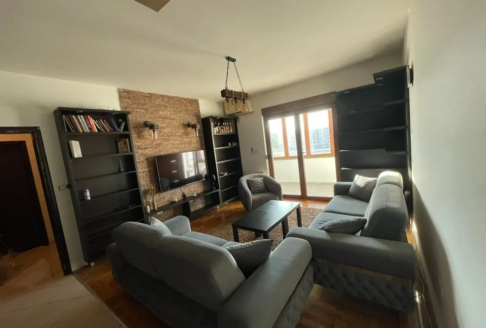 Izdavanje, stan, 50m², City Kvart, Podgorica