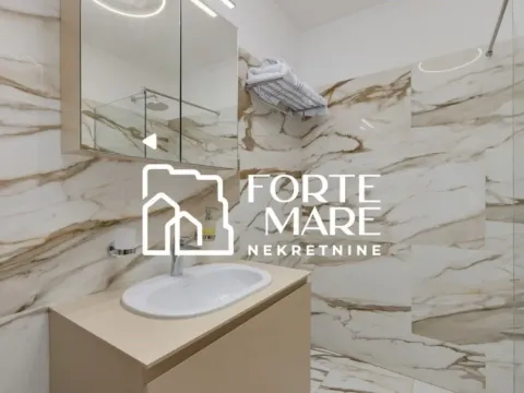 Prodaja, trosoban stan, 158m², Dobrota, Kotor - image 5