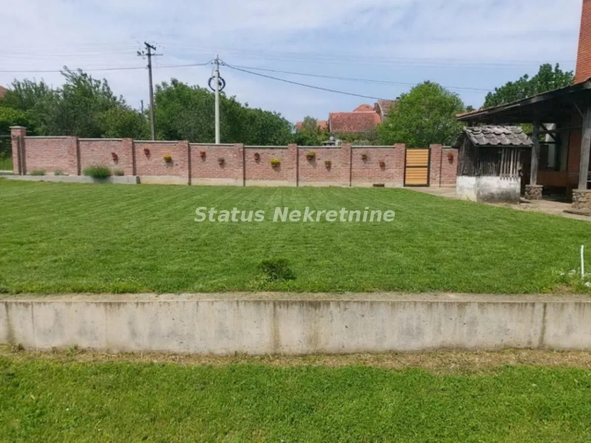 Prodaja, kuća, 261m², Inđija, Srbija