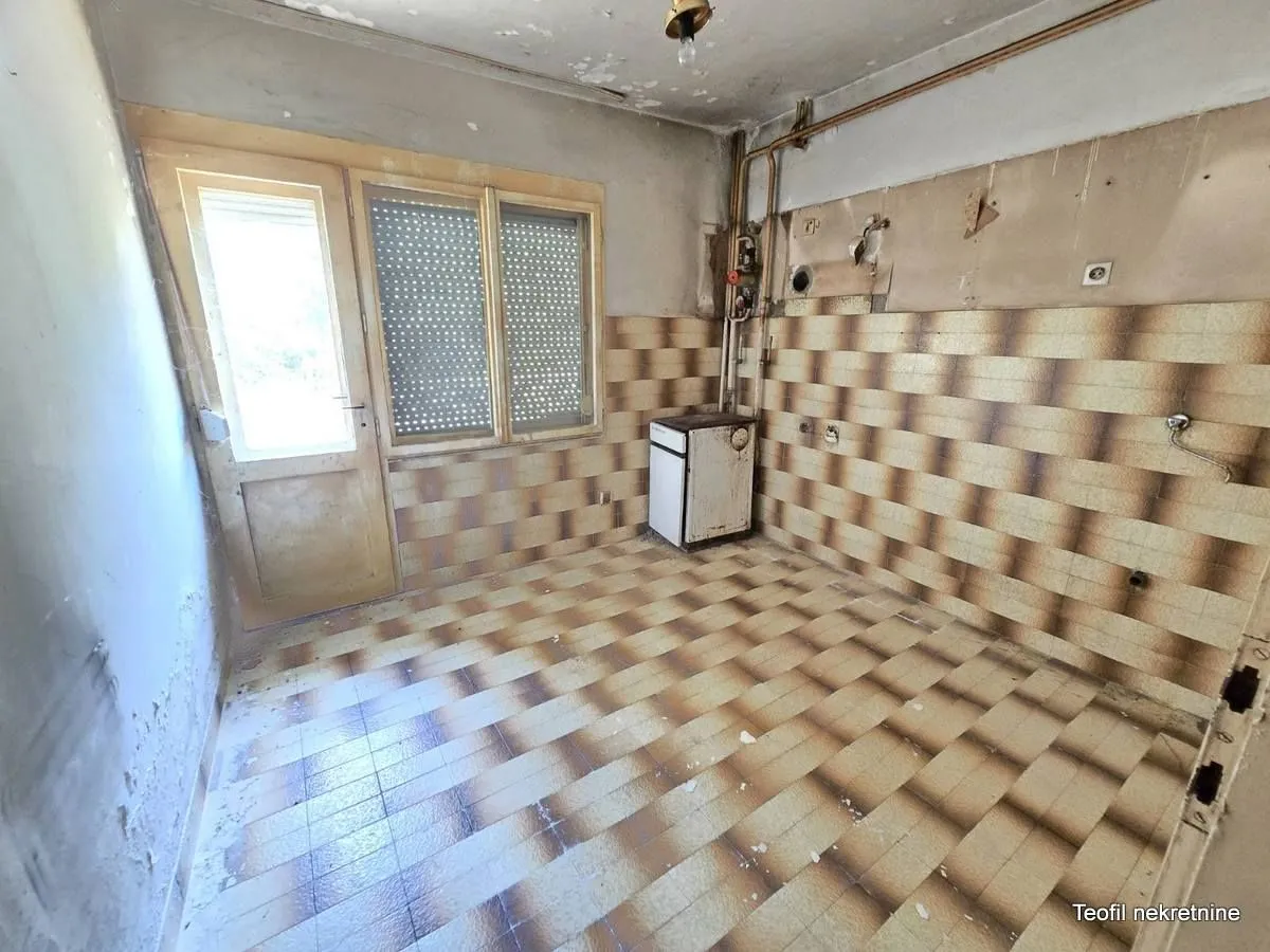 Prodaja, kuća, 230m², Čukarica, Beograd