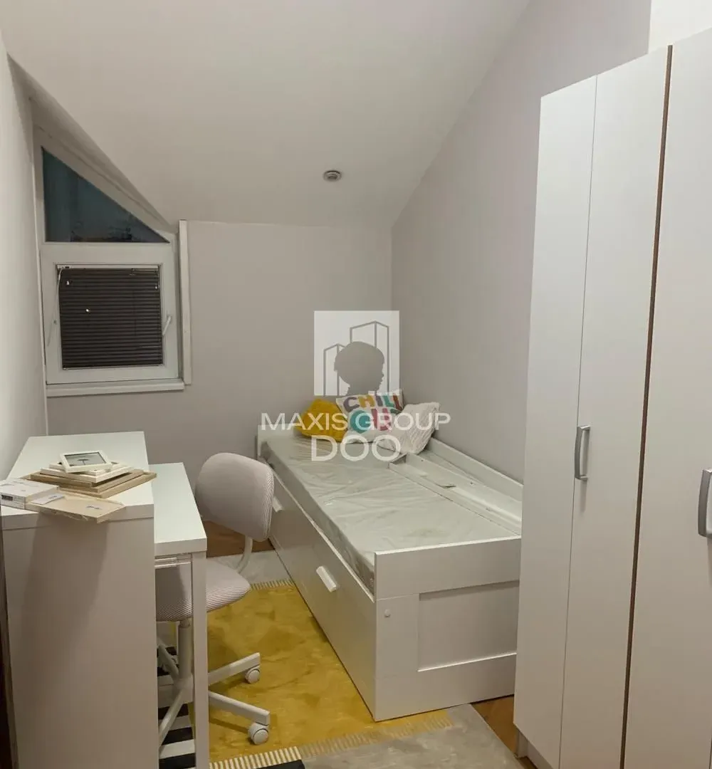 Rent, two bedroom apartment, 64m², Južni Bulevar, Vračar Sve Podlokacije