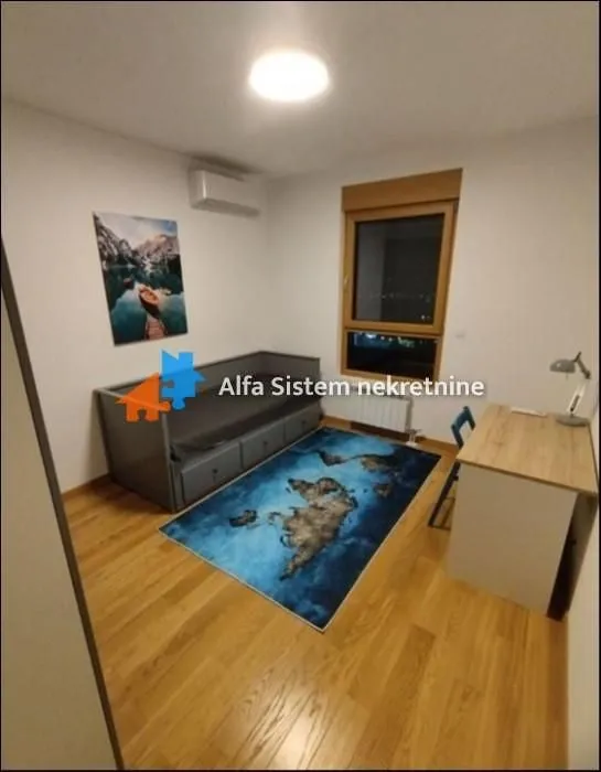 Prodaja, trosoban stan, 78m², Novi Beograd Blok 65, Novi Beograd Sve Podlokacije