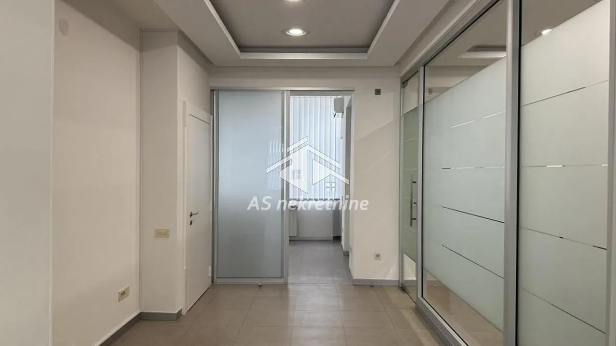 Rent, apartment, 223m², Kalenić Pijaca, Vračar Sve Podlokacije