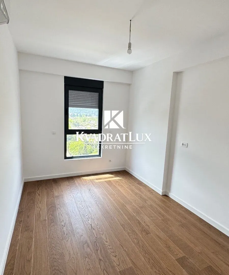 Sale, two bedroom apartment, 70m², Centar, Bar