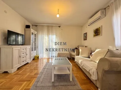 Rent, house, 70m², Velje Brdo, Podgorica - image 4