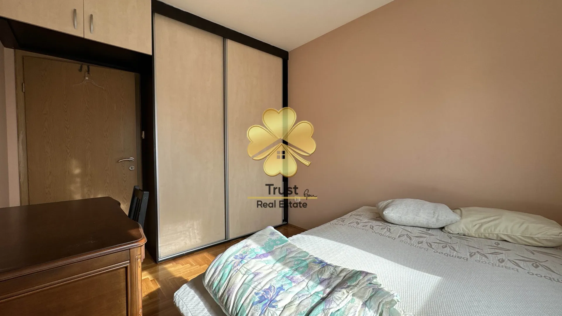 Rent, one bedroom apartment, 42m², Ljubović, Podgorica