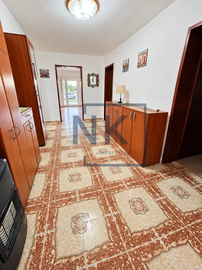 Rent, house, 120m², Zlatica, Podgorica