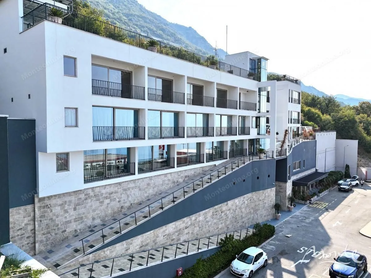 Sale, office space, 1800m², Lapčići, Budva