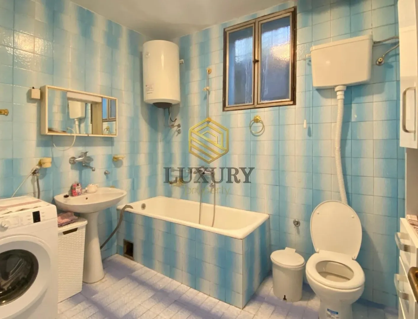 Rent, four bedroom apartment, 150m², Momišići, Podgorica