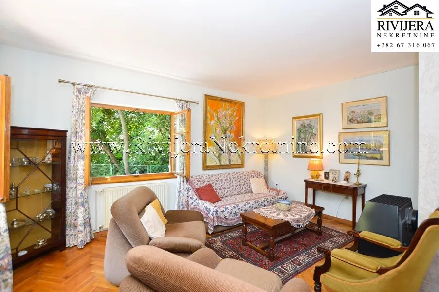 Prodaja, kuća, 160m², Kamenari, Herceg Novi