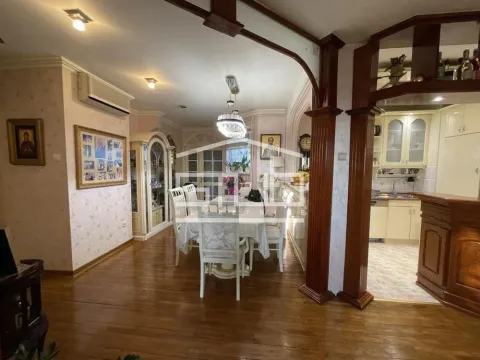 Prodaja, trosoban stan, 101m², Čukarica, Beograd - image 9