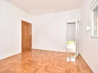 Rent, house, 200m², Botun, Podgorica - image 7