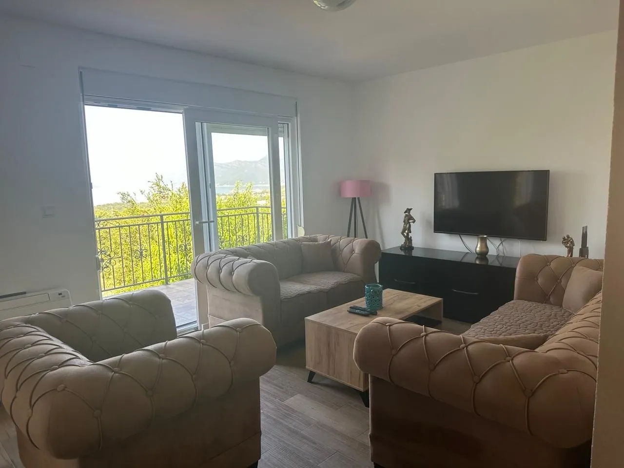 Rent, three bedroom apartment, 100m², Kavač, Kotor