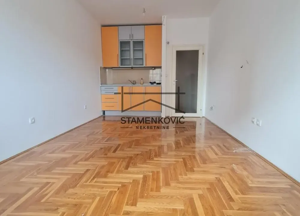 Prodaja, stan, 24m², Grbavica, Novi Sad Sve Podlokacije
