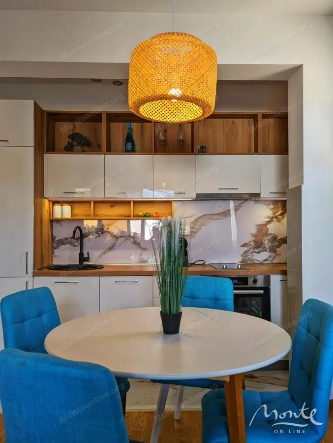 Prodaja, dvosoban stan, 47m², Đuraševići, Tivat