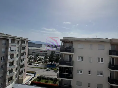 Prodaja, jednosoban stan, 53m², City Kvart, Podgorica - image 15