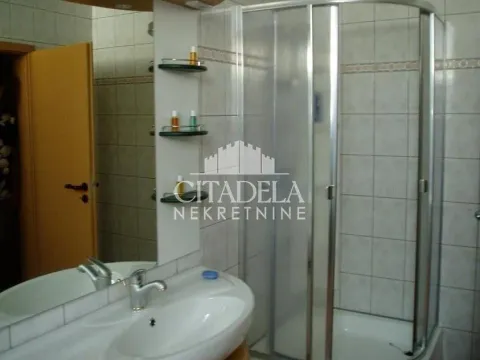 Prodaja, kuća, 432m², Resnik, Beograd - image 11