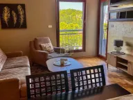 Izdavanje, dvosoban stan, 70m², Pobrežje, Podgorica - image 1