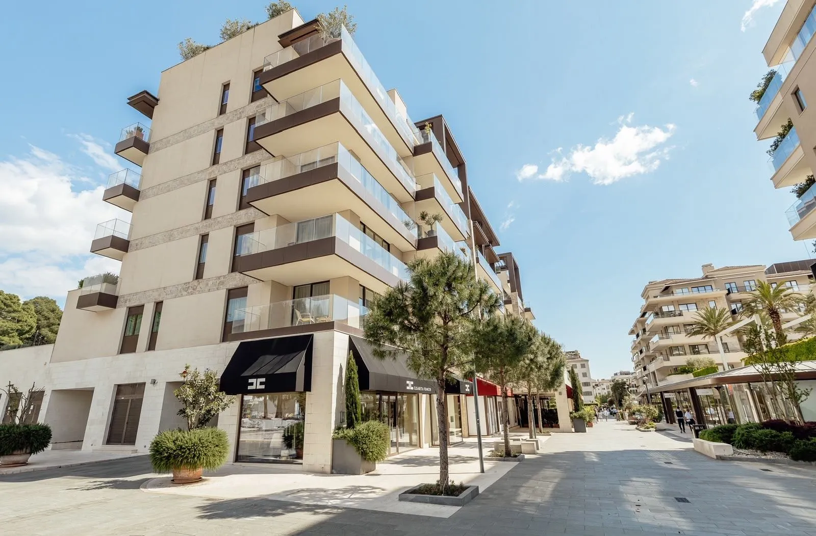 Rent, one bedroom apartment, 74m², Porto Montenegro, Tivat