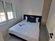 Rent, one bedroom apartment, 40m², Gradiošnica, Tivat - image 7