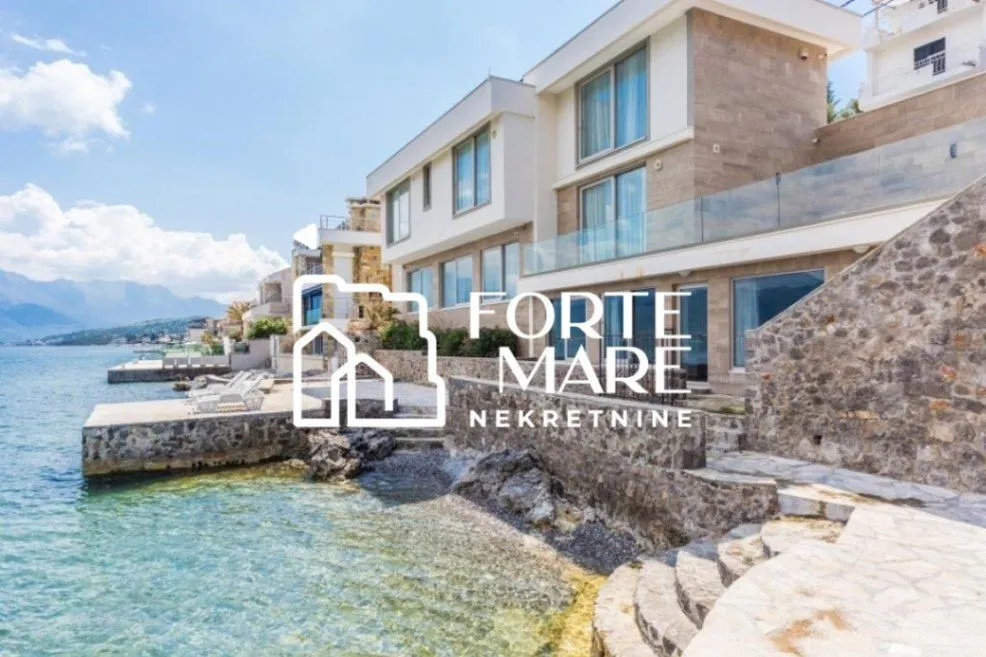 Prodaja, kuća, 240m², Krašići, Tivat