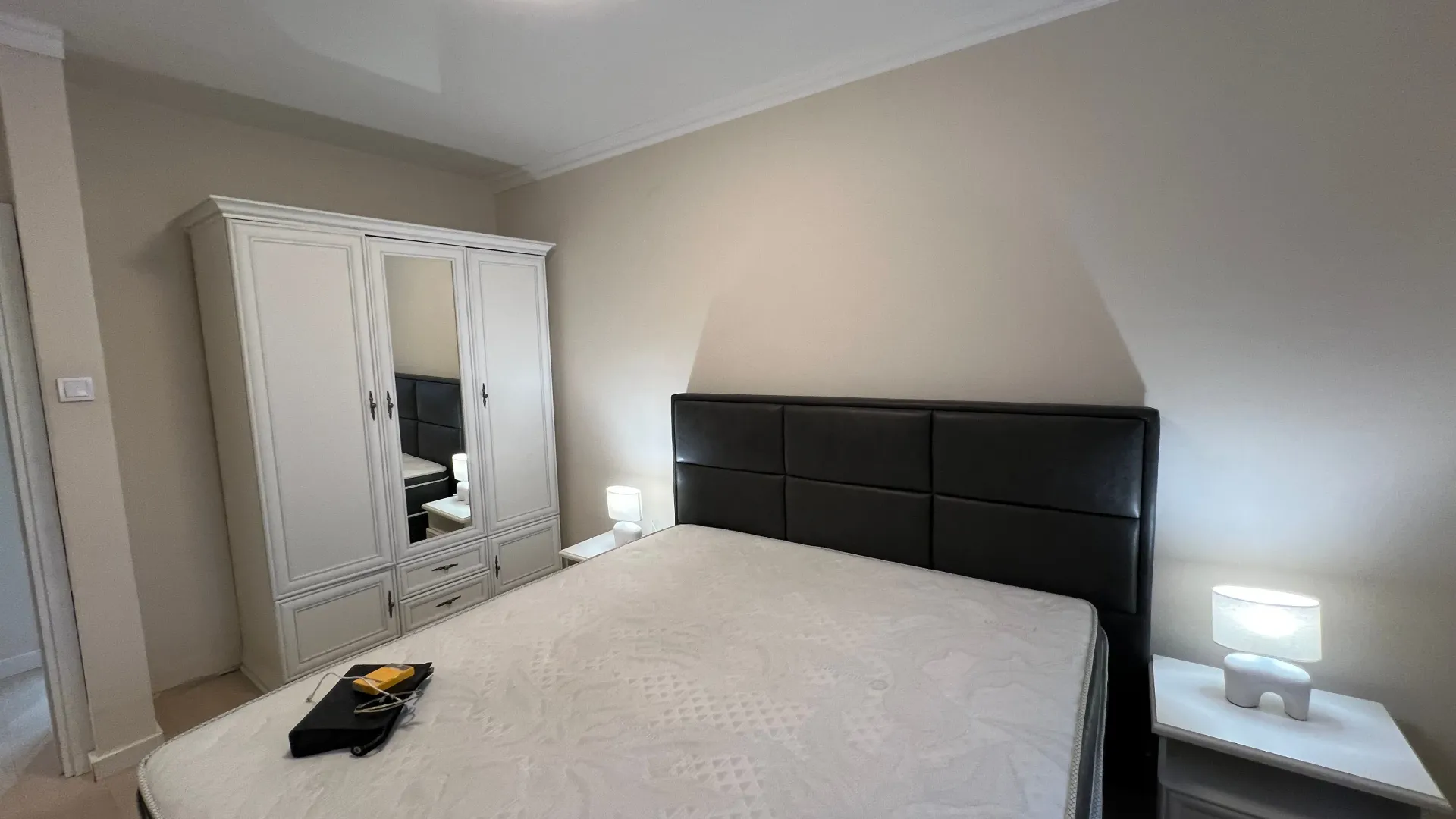 Rent, three bedroom apartment, 95m², Obala Morače, Podgorica