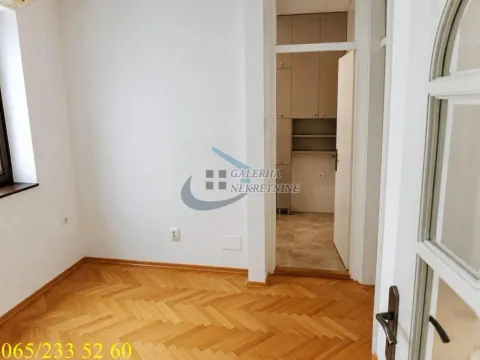 Rent, four bedroom apartment, 97m², Stari Grad, Beograd - image 8