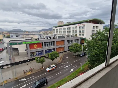 Prodaja, trosoban stan, 114m², Podgorica, Crna Gora - image 8