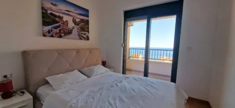 Sale, one bedroom apartment, 45m², Bečići, Budva - image 2