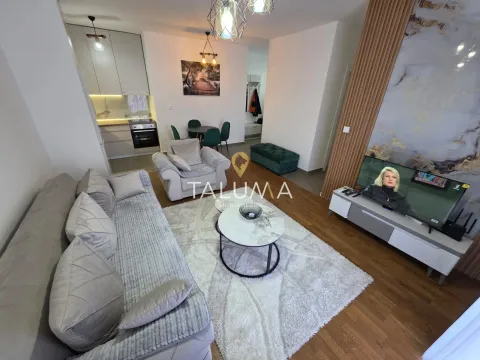 Izdavanje, jednosoban stan, 56m², City Kvart, Podgorica - image 1