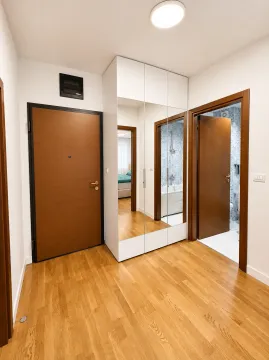 Izdavanje, jednosoban stan, 50m², City Kvart, Podgorica - image 2