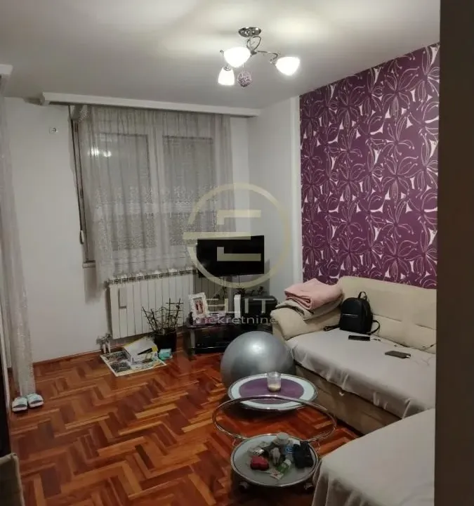 Izdavanje, jednosoban stan, 46m², Socijalno, Novi Sad Sve Podlokacije