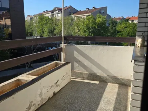 Prodaja, dvosoban stan, 90m², Stari Aerodrom, Podgorica - image 11