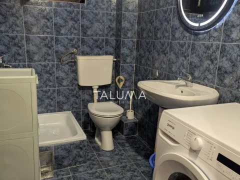 Izdavanje, trosoban stan, 120m², Zabjelo, Podgorica - image 10