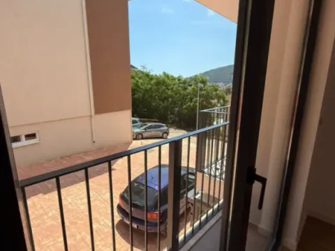 Sale, one bedroom apartment, 36m², Podkošljun, Budva - image 6