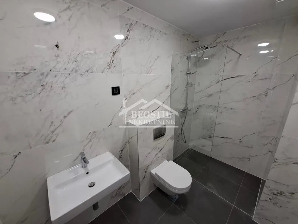 Prodaja, četvorosoban stan, 112m², Banovo Brdo, Beograd