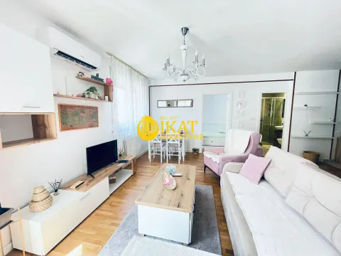 Izdavanje, dvosoban stan, 47m², Karaburma, Palilula Sve Podlokacije - image 2