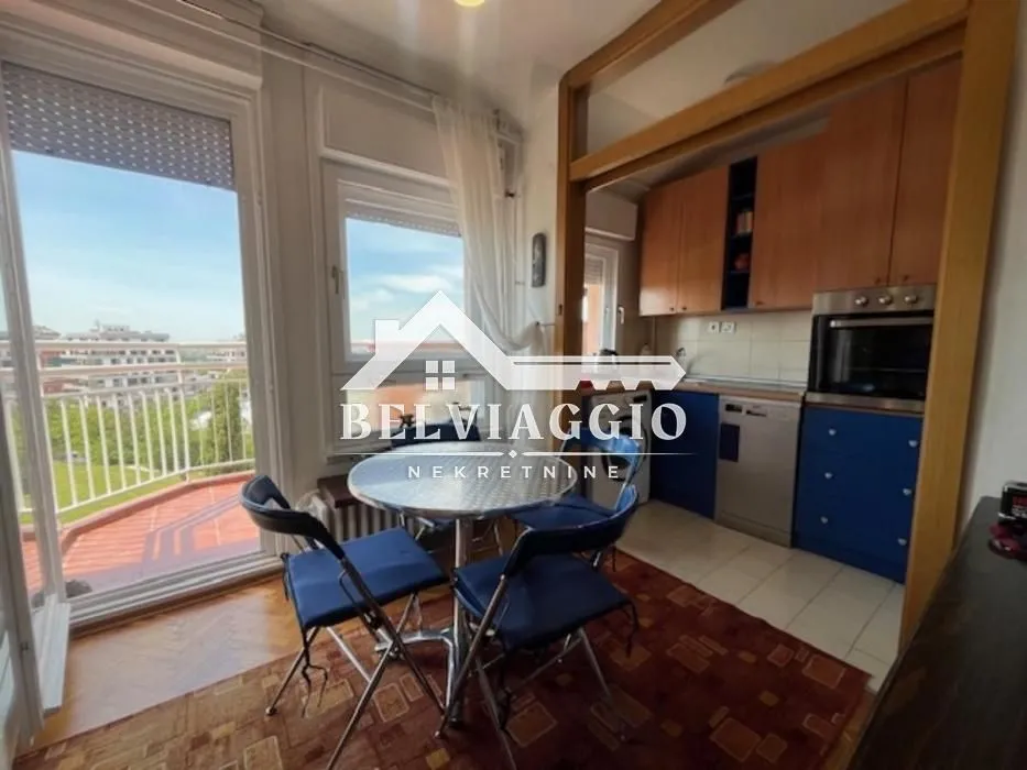 Izdavanje, dvosoban stan, 54m², Bandžovo brdo, Rožaje