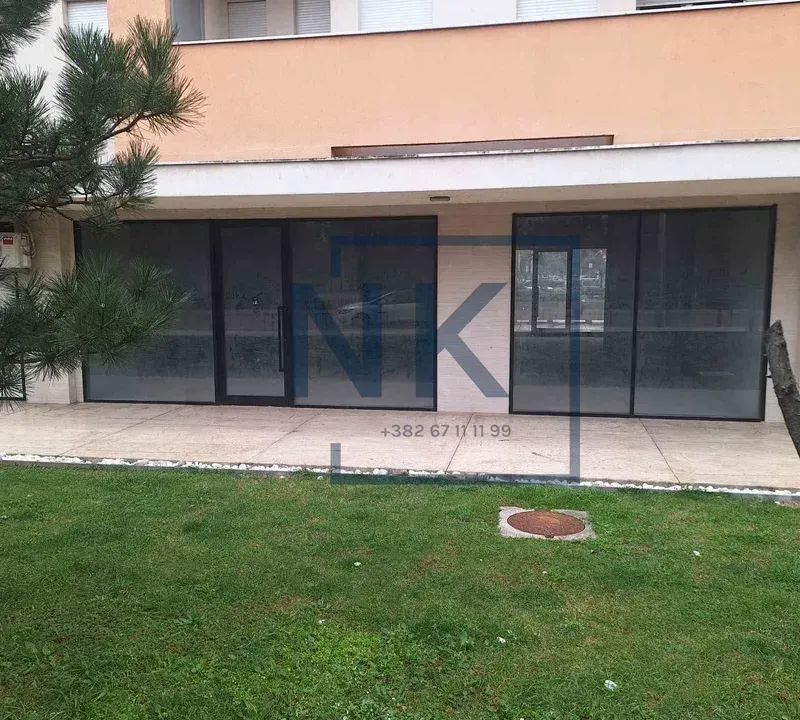 Rent, office space, 175m², City Kej, Podgorica