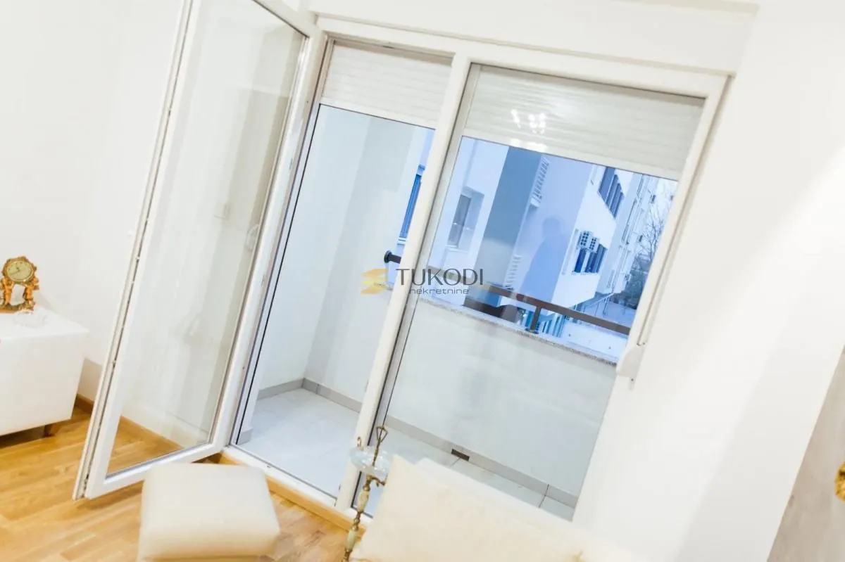 Izdavanje, jednosoban stan, 42m², Podbara, Novi Sad Sve Podlokacije