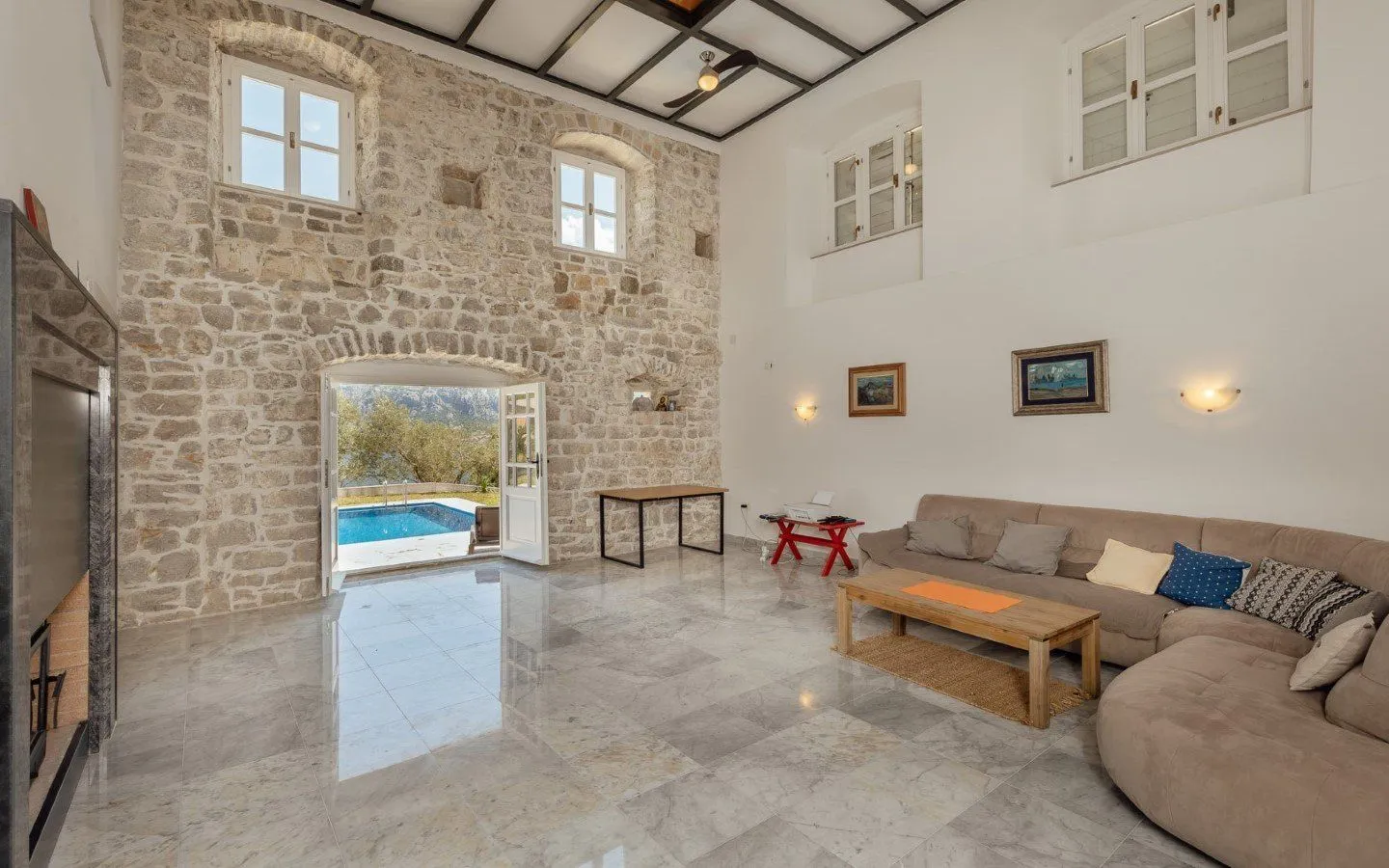 Sale, house, 800m², Prčanj, Kotor