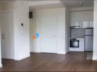 Izdavanje, trosoban stan, 76m², Savski Venac, Beograd - image 1