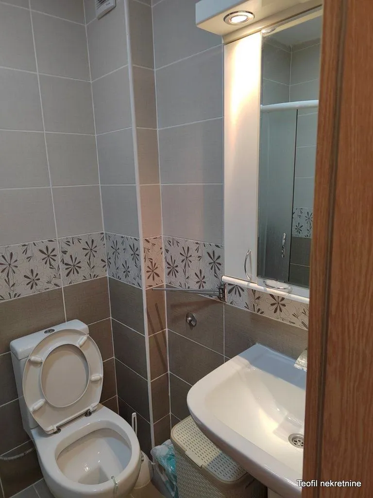 Sale, one bedroom apartment, 37m², Vojvode Vlahovica, Beograd
