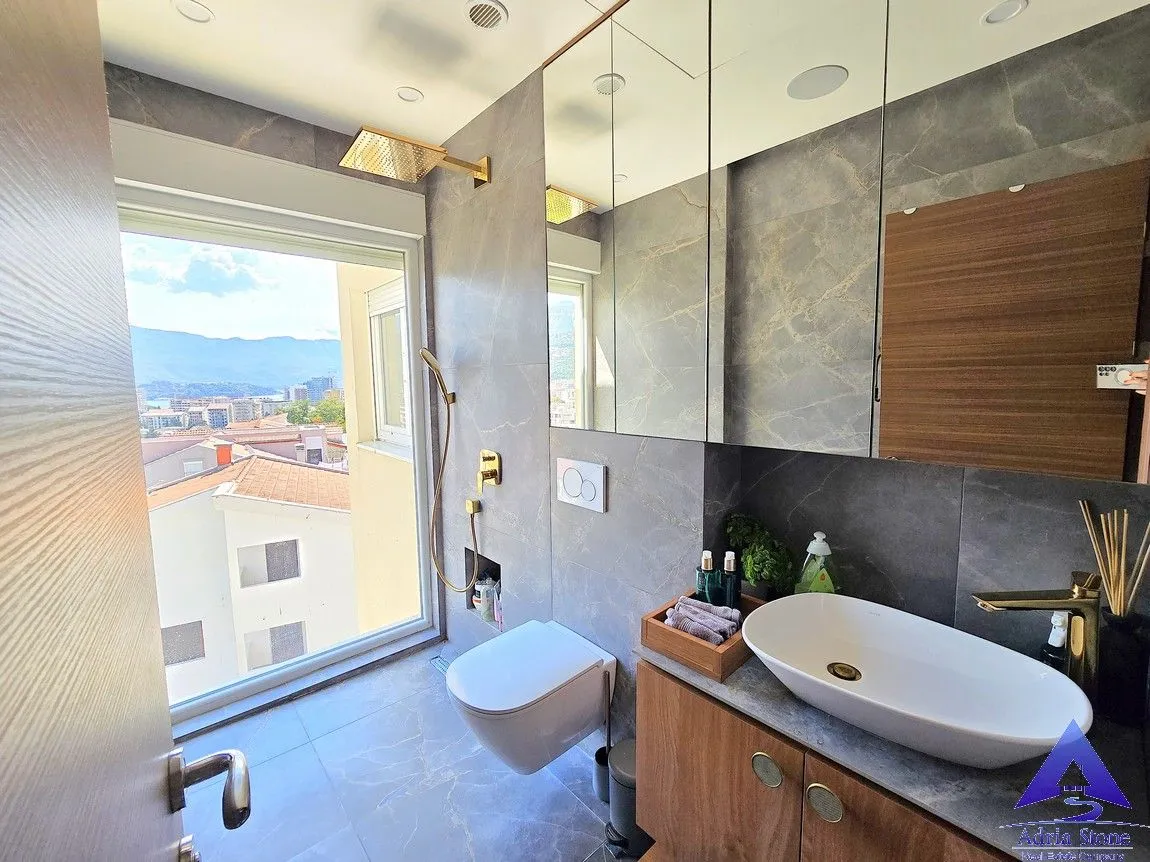 Sale, two bedroom apartment, 77m², Budva, Crna Gora